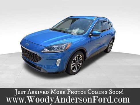 Used 2020 Ford Escape SEL FWD image 1