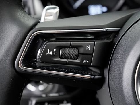 Certified 2026 Porsche Macan AWD/4WD image 12