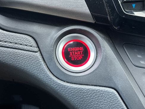 Certified 2024 Honda Odyssey Sport image 25