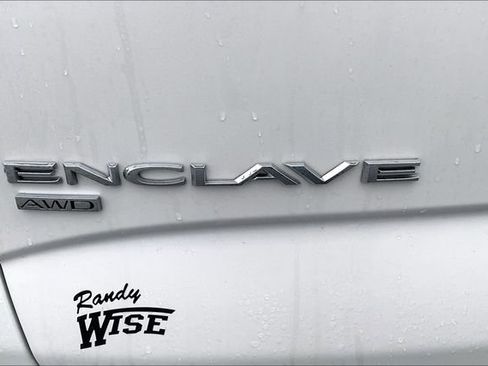 Used 2021 Buick Enclave Avenir w/ Avenir Technology Package image 32