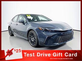 Used 2025 Toyota Camry SE w/ Convenience Package video 1