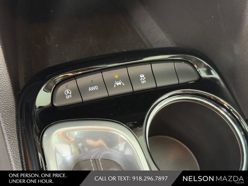 Used 2020 Buick Encore GX Essence w/ Experience Buick Package AWD/4WD image 36