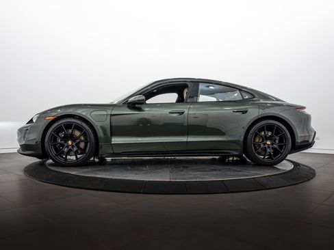 Certified 2022 Porsche Taycan GTS AWD/4WD image 2