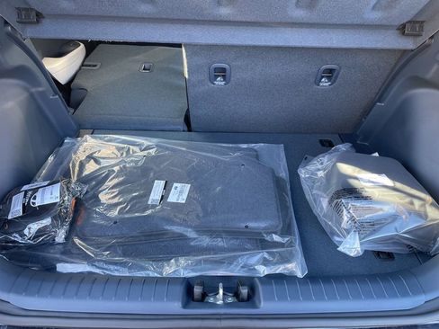 New 2026 Hyundai Venue SEL image 17