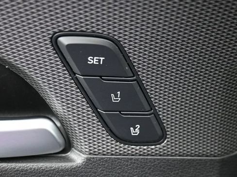 Used 2020 Hyundai Santa Fe Limited FWD image 15