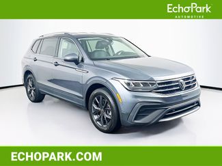Used 2022 Volkswagen Tiguan SE video 1