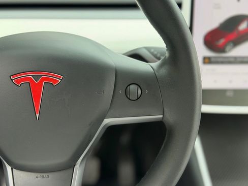 Used 2020 Tesla Model Y Long Range image 45