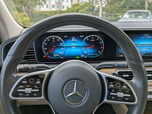 Used 2020 Mercedes-Benz GLS 450 4MATIC w/ Convenience Package image 29