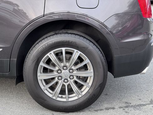 Used 2018 Cadillac XT5 Luxury w/ Driver Awareness Package image 36