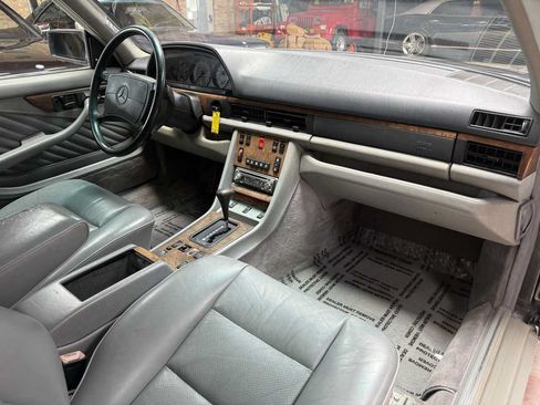 Used 1990 Mercedes-Benz 560 SEC image 11