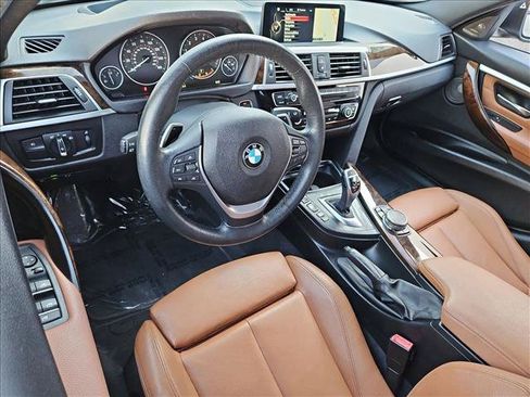 Used 2016 BMW 340i xDrive Sedan w/ Technology Package AWD/4WD image 9
