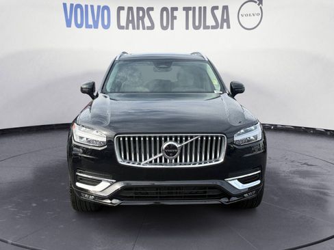 New 2025 Volvo XC90 B6 Plus w/ Protection Package Premier image 8