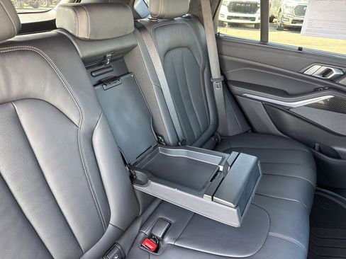 Used 2022 BMW X5 M50i w/ Executive Package image 23