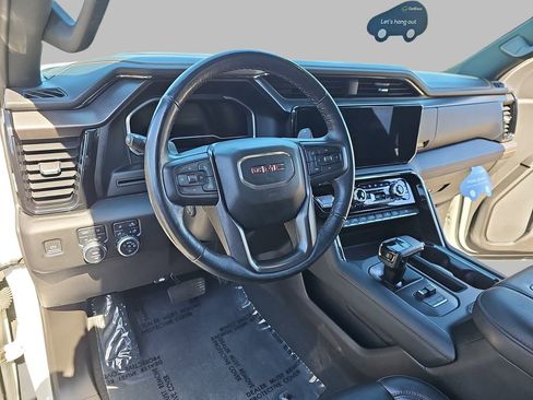 Used 2022 GMC Sierra 1500 AT4 w/ Sierra Safety Plus Package AWD/4WD image 19