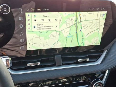 Used 2025 Chevrolet Equinox LT FWD image 11