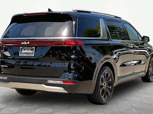 Certified 2024 Kia Carnival SX Prestige FWD image 2
