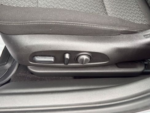 Used 2020 Buick Regal Preferred FWD image 20