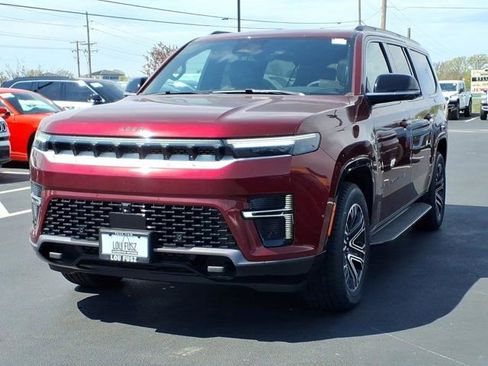 New 2026 Jeep Grand Wagoneer L 4WD w/ Premium Group I image 2