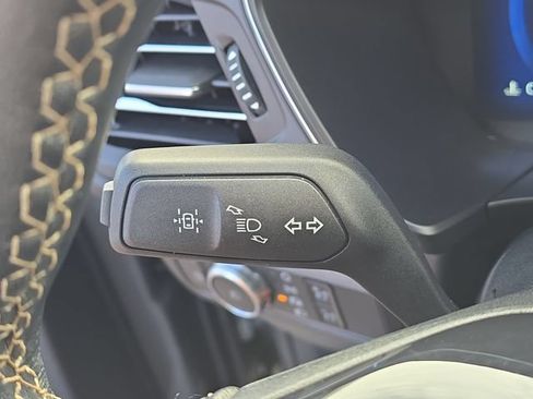 Certified 2022 Ford Escape Titanium w/ Titanium Elite Package AWD/4WD image 15