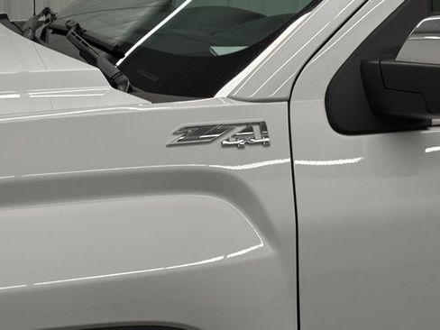 Used 2018 GMC Sierra 1500 SLT w/ SLT Premium Package image 7