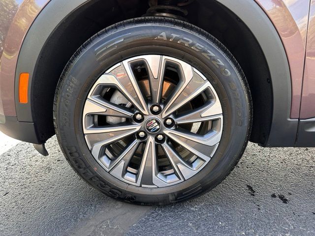 Used 2024 Buick Envision Preferred AWD/4WD image 9