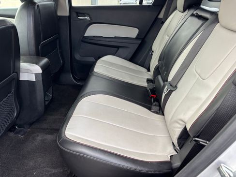 Used 2011 GMC Terrain SLT FWD image 13