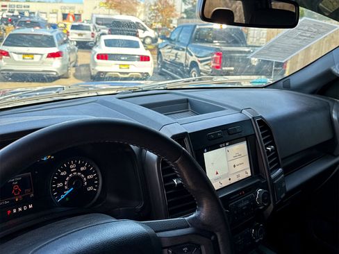 Used 2017 Ford F150 XLT w/ Equipment Group 302A Luxury image 25