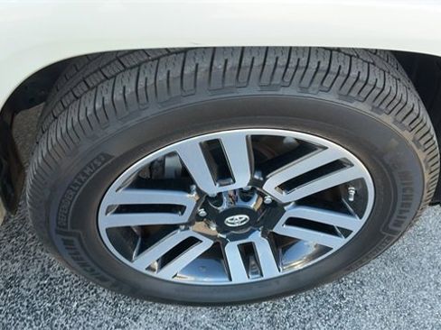 Used 2019 Toyota 4Runner Limited image 33