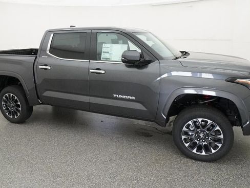 New 2026 Toyota Tundra Limited AWD/4WD image 12