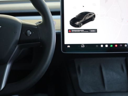 Used 2021 Tesla Model 3 Standard Range Plus RWD image 36