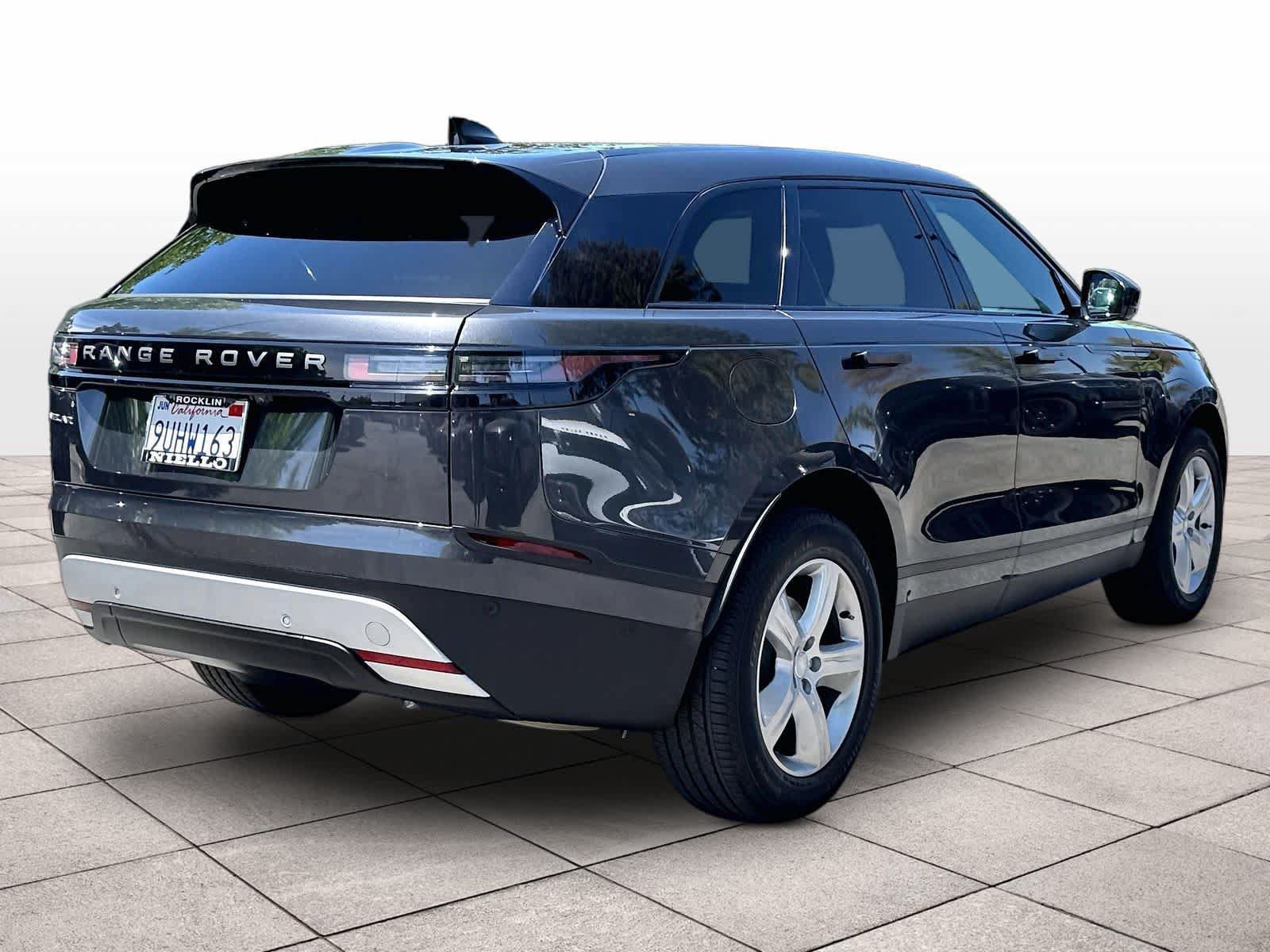 Used 2026 Land Rover Range Rover Velar S AWD/4WD image 13