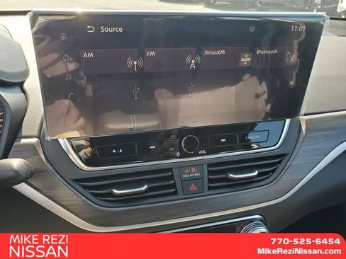 New 2025 Nissan Altima 2.5 SV w/ SV Special Edition Package image 18