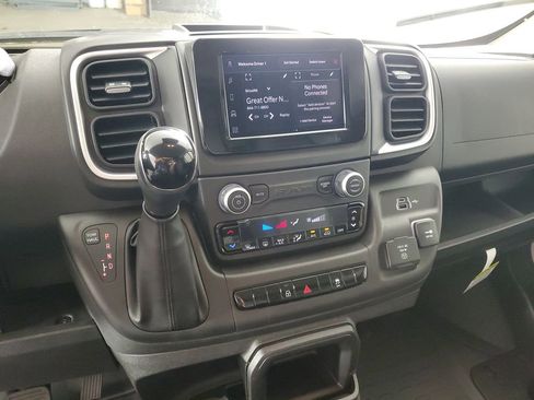 Used 2024 RAM ProMaster 2500 w/ Quick Order Package 22G SLT image 16