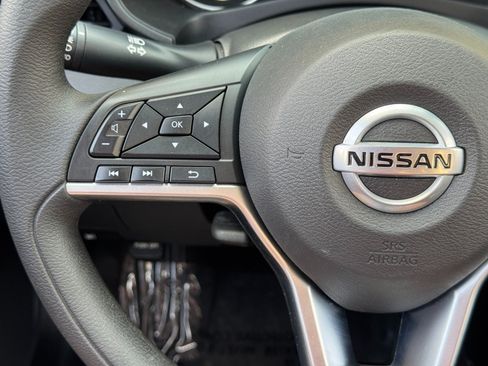 Used 2022 Nissan Altima 2.5 SV FWD image 19