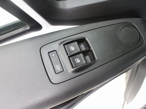 Used 2025 RAM ProMaster 2500 w/ Storage Group image 14