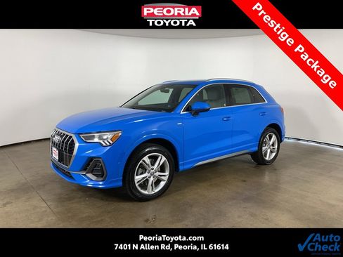 Used 2020 Audi Q3 2.0T Prestige w/ Prestige Package image 1