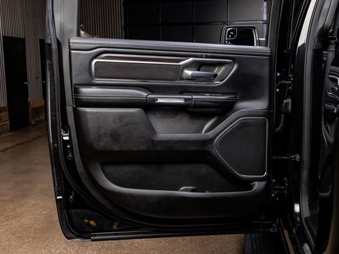 Used 2025 RAM 1500 Laramie w/ Laramie Southwest Edition AWD/4WD image 39