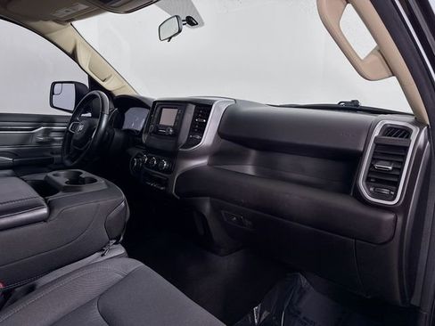 Used 2019 RAM 1500 Big Horn image 26