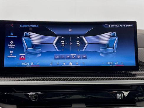 Used 2025 BMW X5 M60i w/ Climate Comfort Package image 16