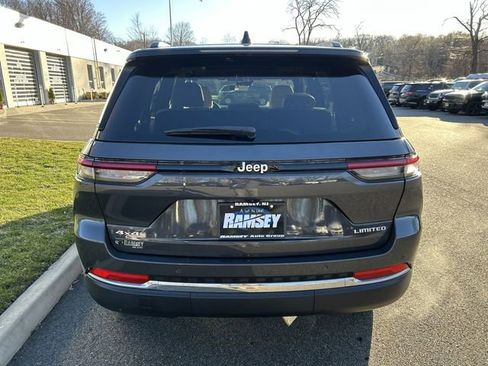 Used 2025 Jeep Grand Cherokee Limited image 26