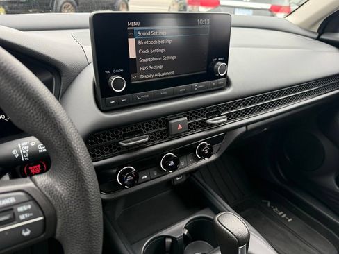 Used 2025 Honda HR-V LX image 25