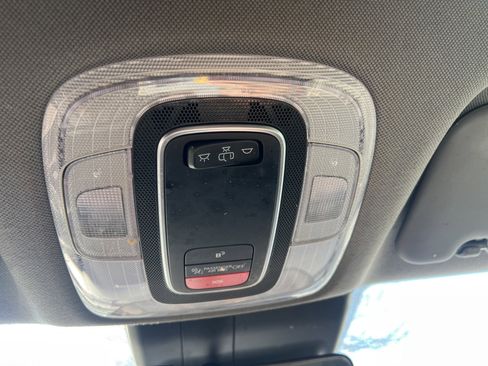 Used 2024 Hyundai Elantra Blue image 18