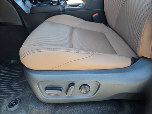 Certified 2026 Toyota 4Runner Limited AWD/4WD image 17