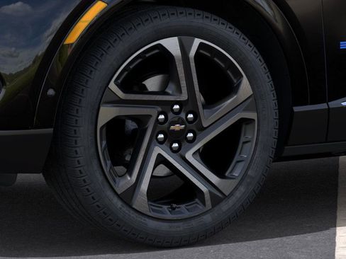 New 2025 Chevrolet Equinox EV LT w/ Convenience Package II image 39