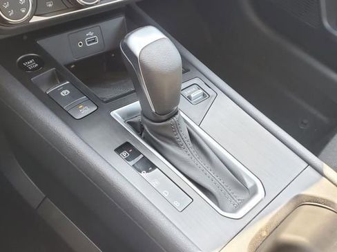 Used 2025 Nissan Kicks S image 20