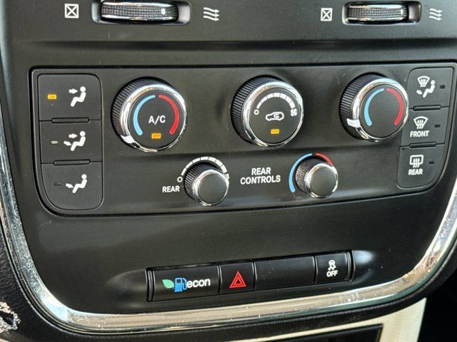 Used 2012 Dodge Grand Caravan SE FWD image 23