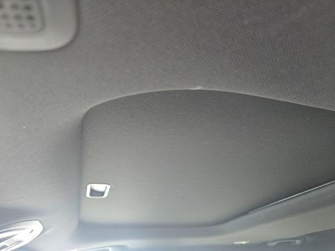 Used 2023 Jeep Grand Cherokee L Laredo image 11