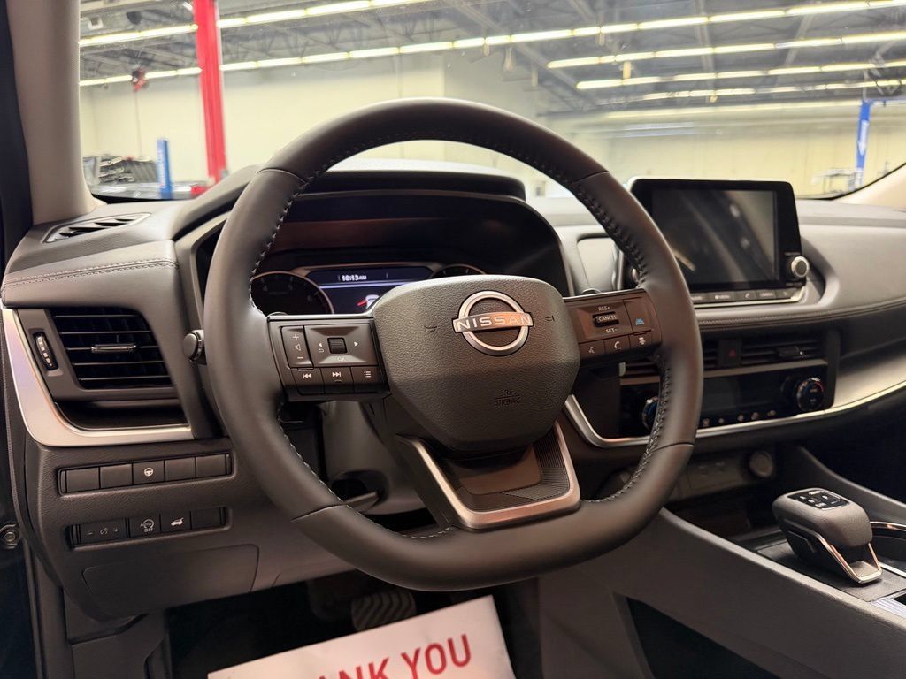 Used 2026 Nissan Rogue SV FWD image 20