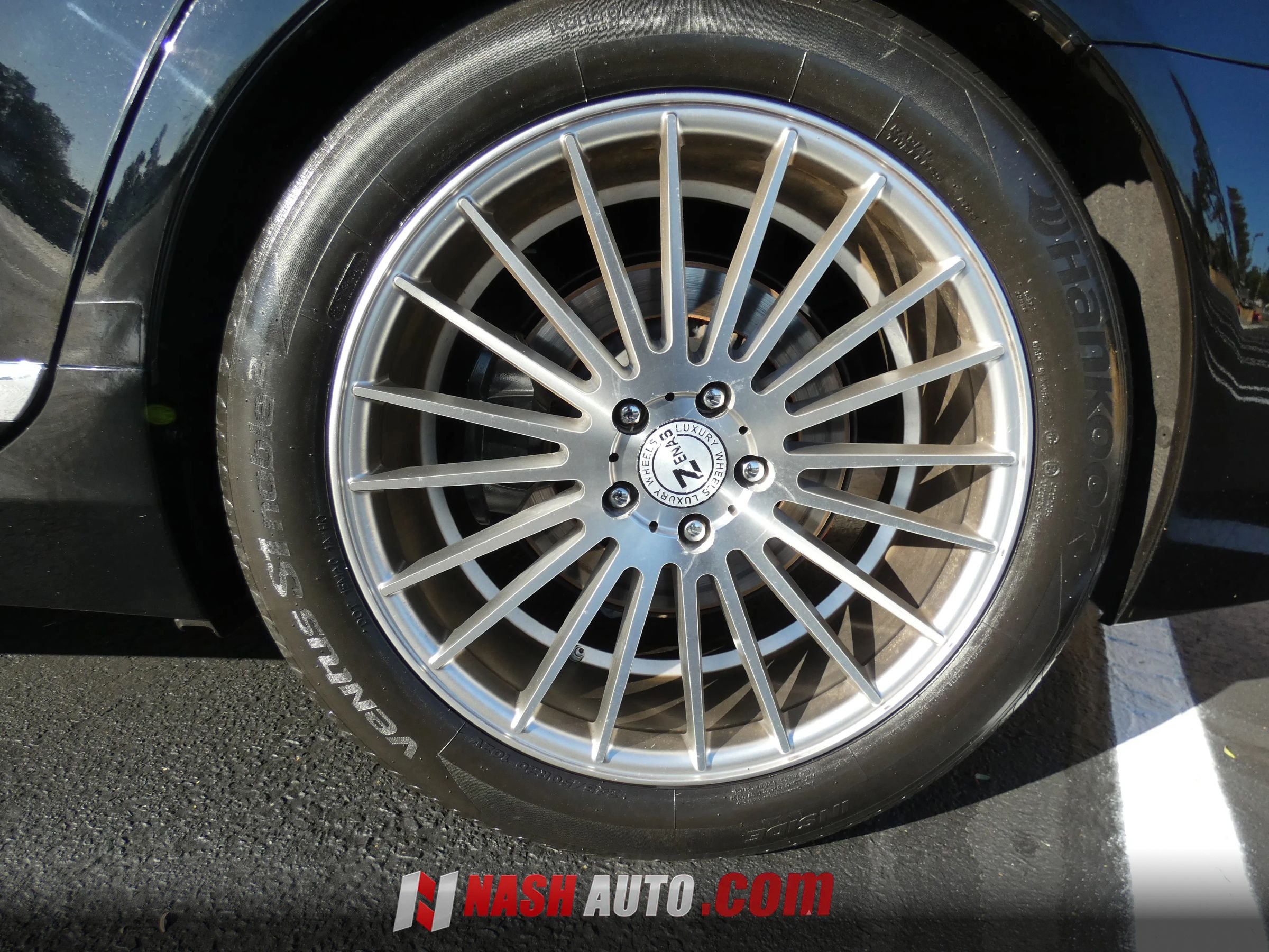 Used 2014 Lexus LS 460 w/ F Sport Package RWD image 19