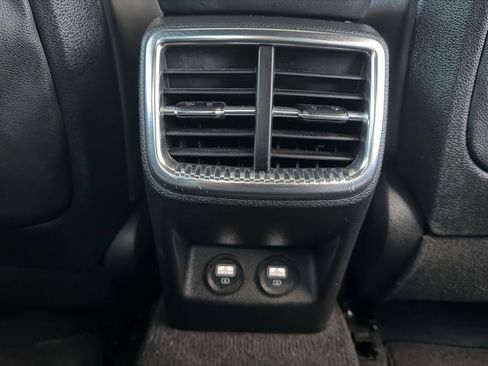 Used 2024 Kia K5 GT w/ GT1 Package image 32